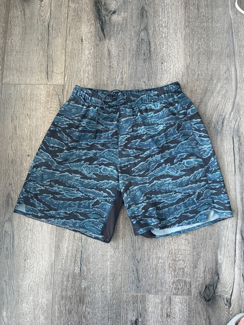 lululemon athletica Men's Blue Camo Athletic Shorts